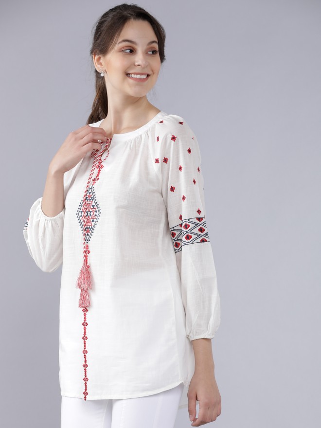 Buy Vishudh Mandarin Collar Embroidered Tunic for Women Online at Best ...