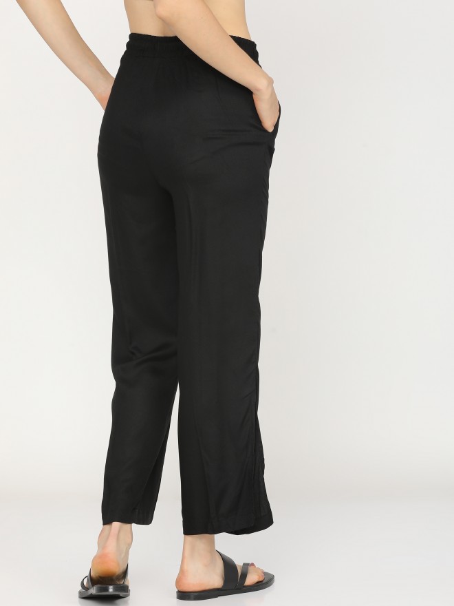 Buy Black Trousers  Pants for Women by ONLY Online  Ajiocom