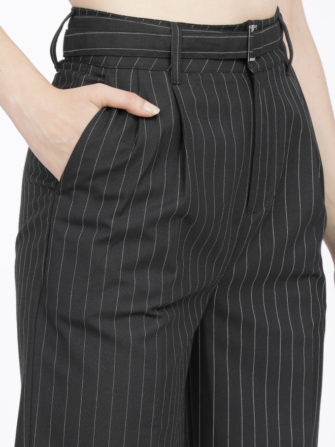 Men's Elastic Waist Slim Fit Pinstripe Trouser | Boohoo UK