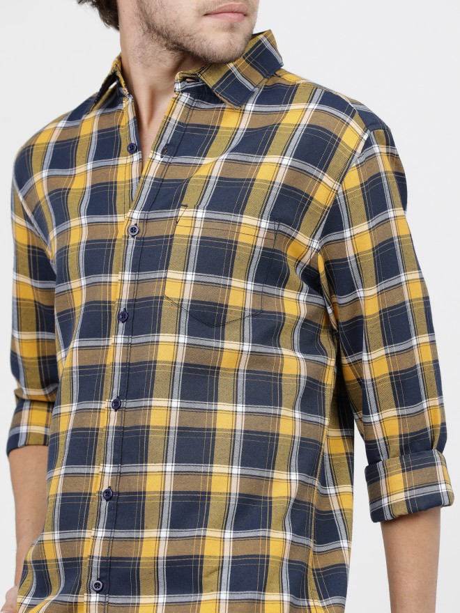 Ketch Men Navy Blue Checked Slim Fit Casual Shirts 