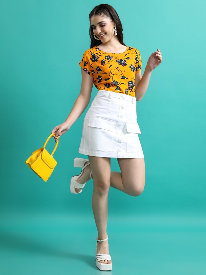 Tokyo Talkies Women Mustard Printed Blouson Tops 