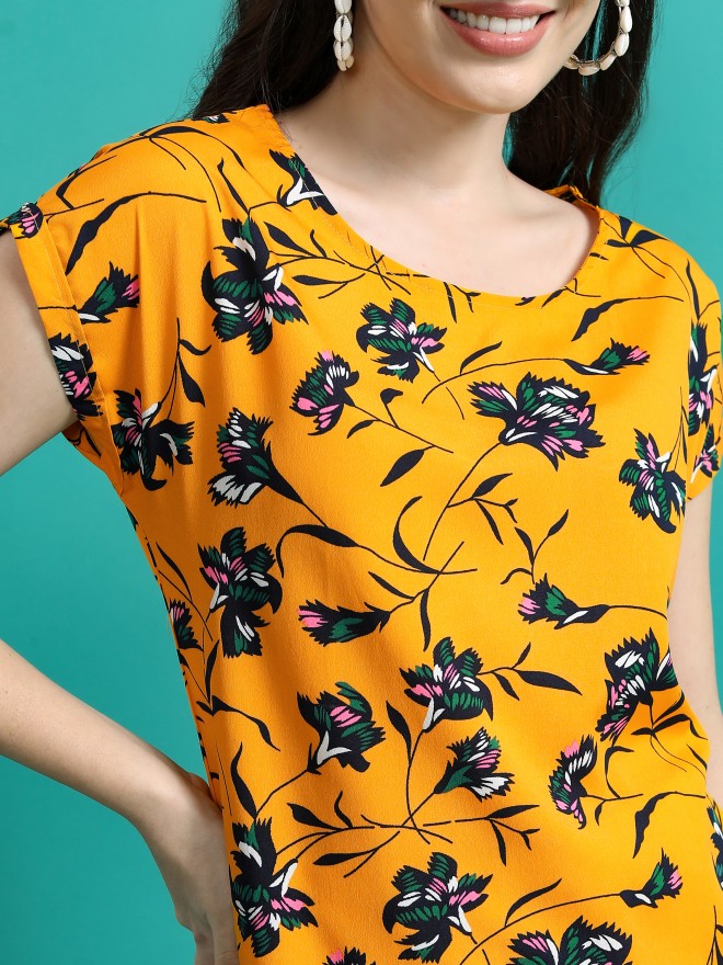 Tokyo Talkies Women Mustard Printed Blouson Tops 