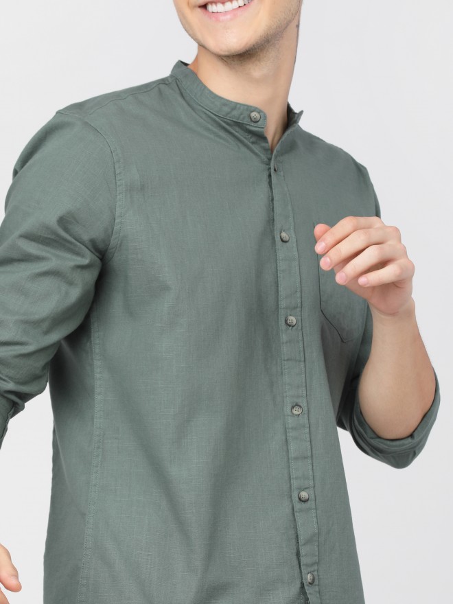 Ketch Men Green Solid Slim Fit Casual Shirts 