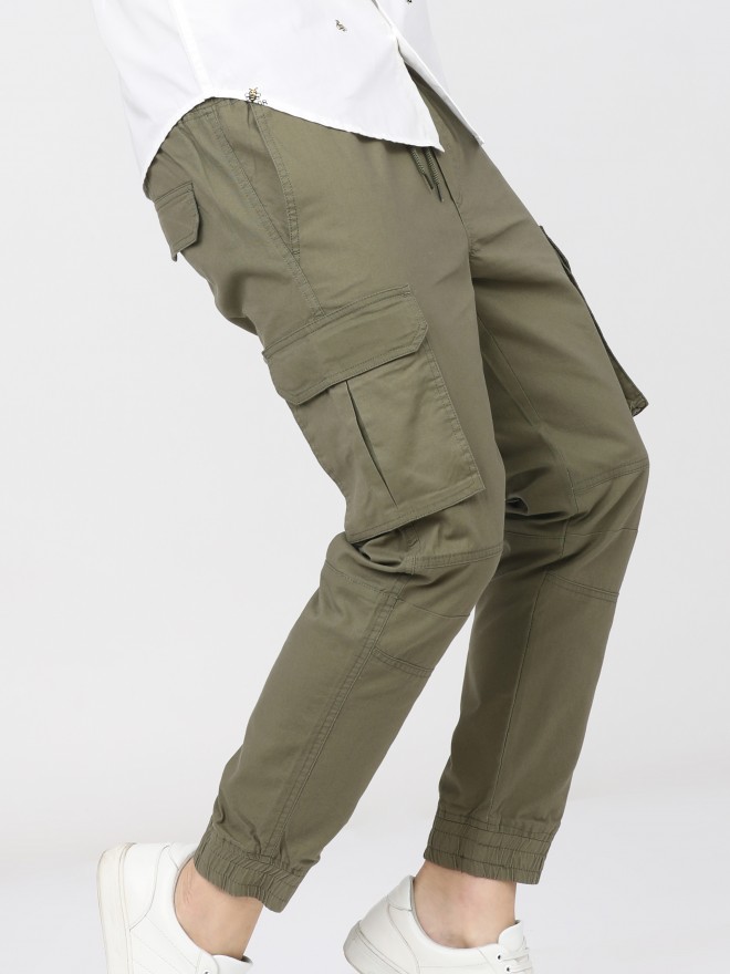 Buy Highlander Olive Regular Fit Solid Cargo Trouser for Men Online at  Rs.573 - Ketch