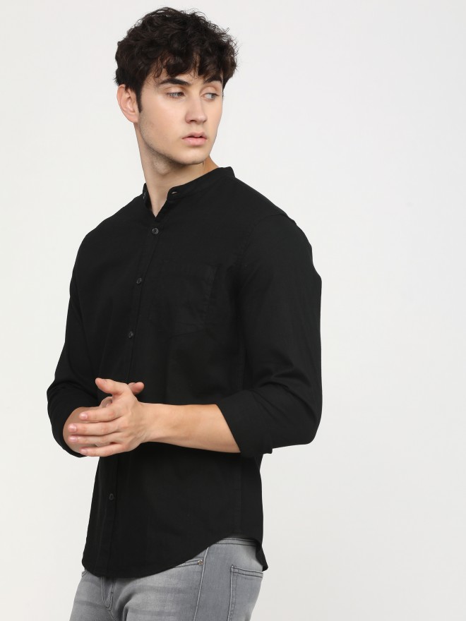 Ketch Men Black Solid Slim Fit Casual Shirts 