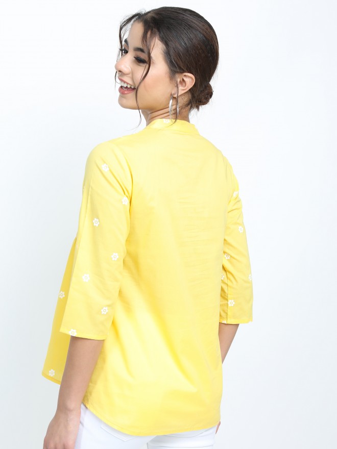 Vishudh Women Yellow Printed Regular Tops 