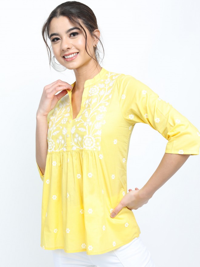 Vishudh Women Yellow Printed Regular Tops 