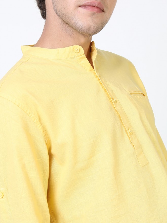 Ketch Men Yellow Solid Slim Fit Casual Shirts 