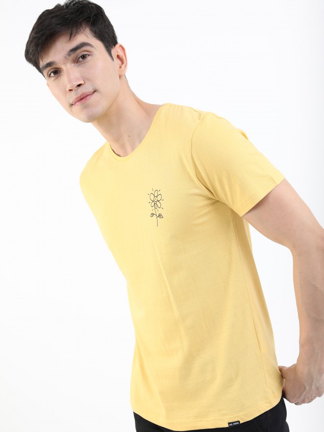 Highlander Men Yellow Printed Round Neck T-Shirts 