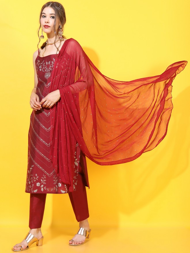 Vishudh Women Red Printed Kurta Sets 