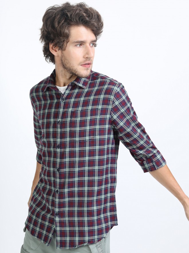 Ketch Men Red Checked Slim Fit Casual Shirts 