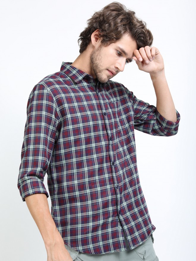 Ketch Men Red Checked Slim Fit Casual Shirts 