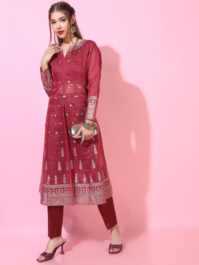 Vishudh Women Red Printed Kurta Sets 