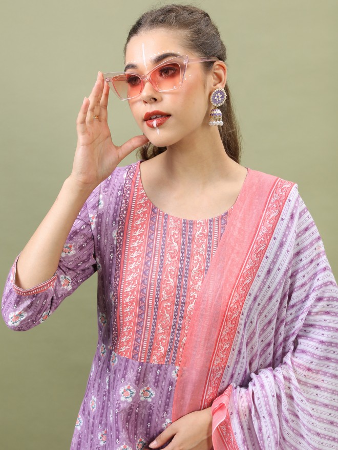 Vishudh Women Lavender Printed Kurta Sets 