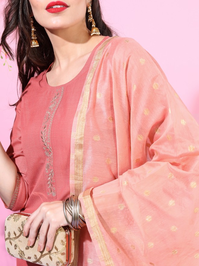 Vishudh Women Peach Printed Kurta Sets 