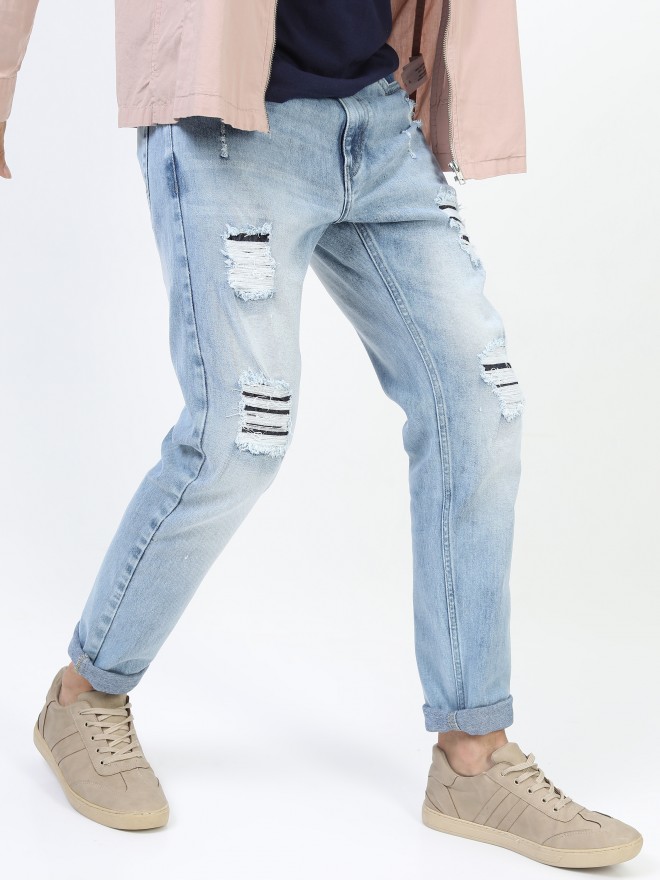 Tips to save your denim jeans from fading | We care for your clothes.  Follow these simple tips to keep your jeans fresh and away from fading out!  Click on the link