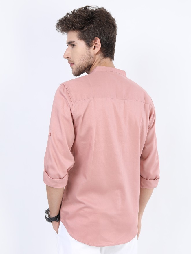 Highlander Men Pink Solid Slim Fit Casual Shirts 