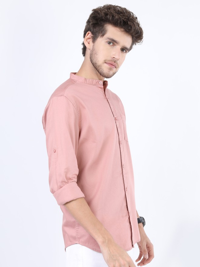 Highlander Men Pink Solid Slim Fit Casual Shirts 