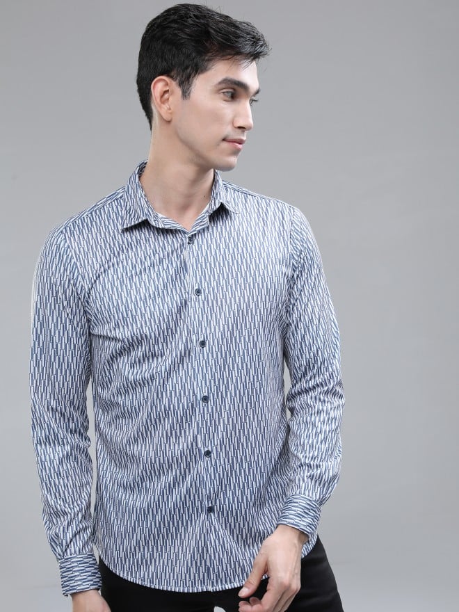 Highlander Men Blue Printed Slim Fit Casual Shirts 