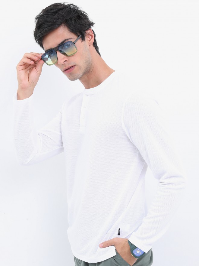 Highlander Men White Solid Henley Neck T-Shirts 