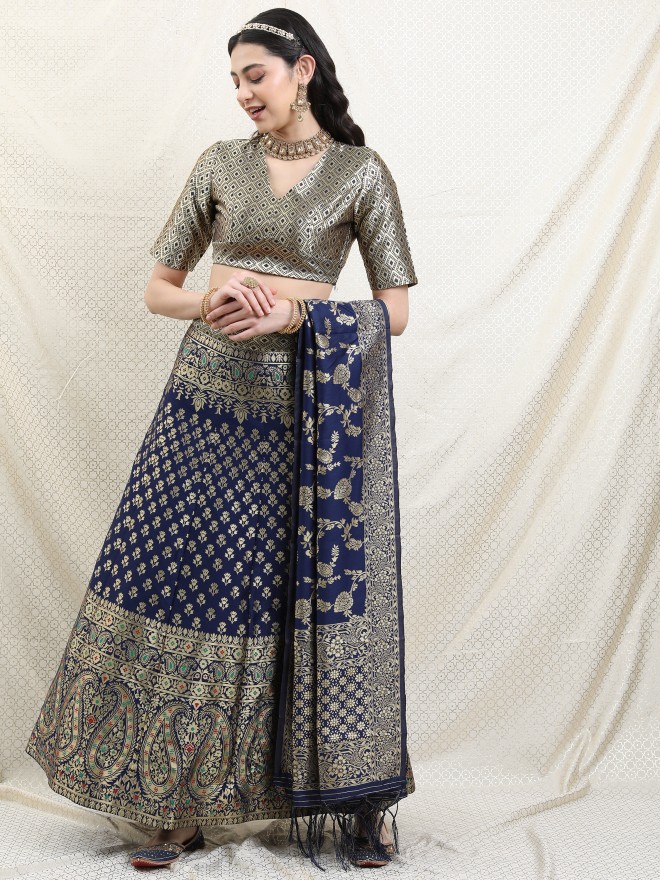 Buy Embellished Silk Kurta Lehenga Set by Astha Narang at Aza Fashions |  Party wear indian dresses, Kurta lehenga, Indian bridal outfits