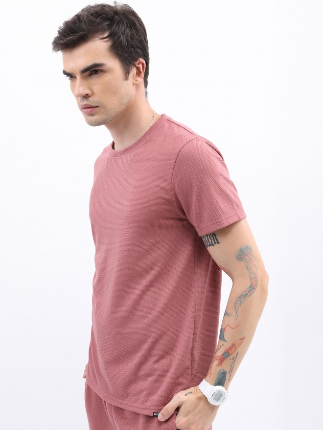 Highlander Men Pink Solid Round Neck T-Shirts 