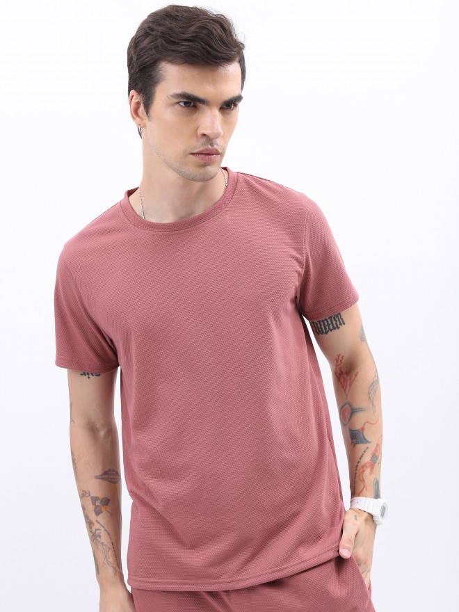 Highlander Men Pink Solid Round Neck T-Shirts 