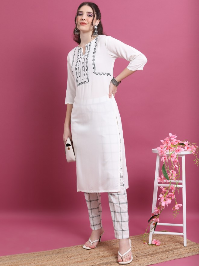 Vishudh Women Off White  Kurta Sets 