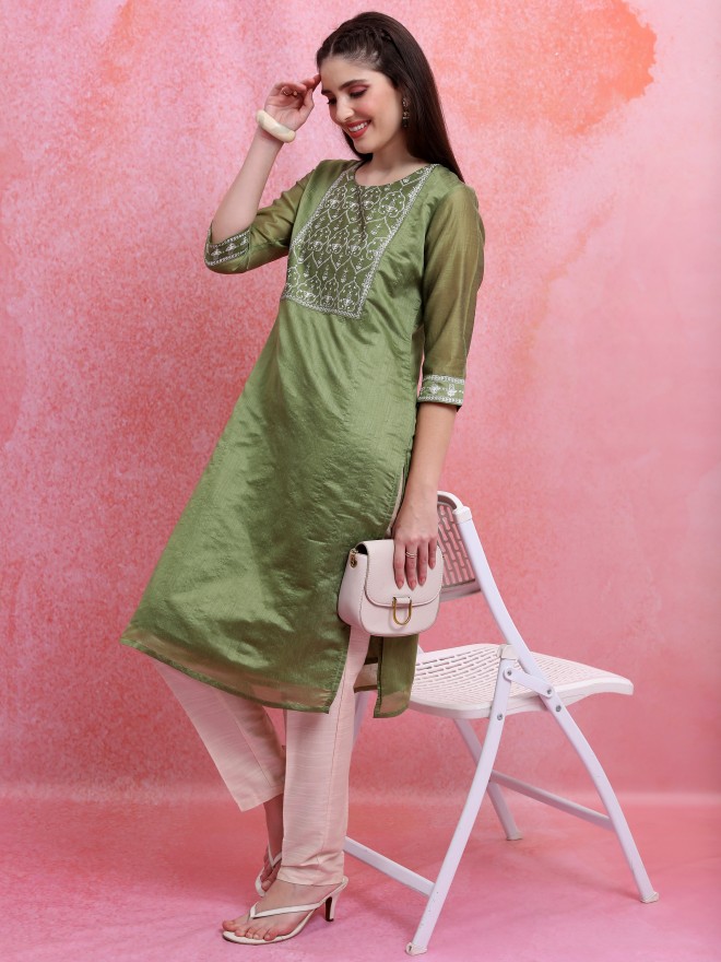 Vishudh Women Green Printed Straight Kurtas 