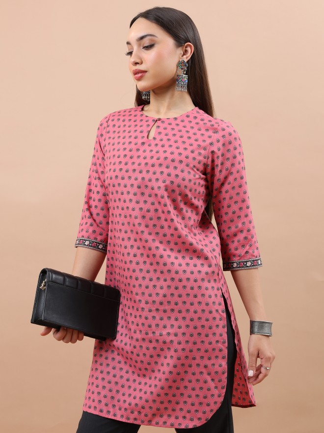 Vishudh Women Rose Printed Tunics 