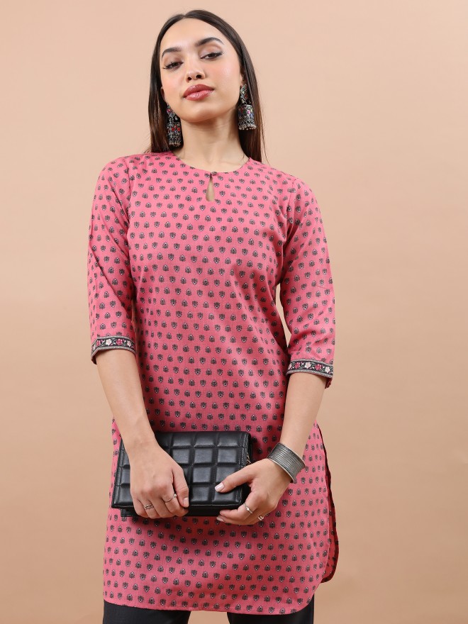 Vishudh Women Rose Printed Tunics 