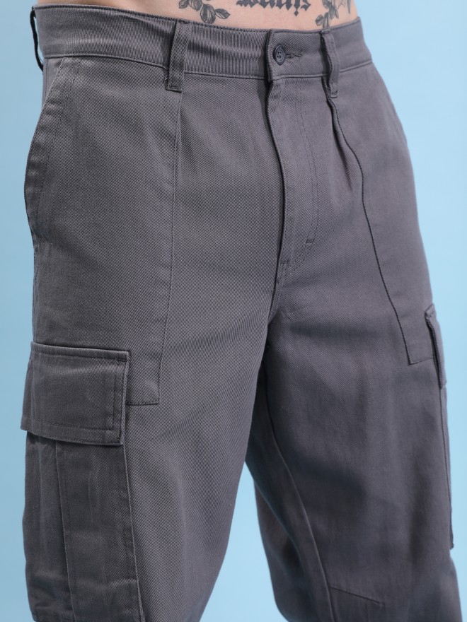 Buy Highlander Mid Grey Regular Fit Solid Cargo Trouser for Men Online ...