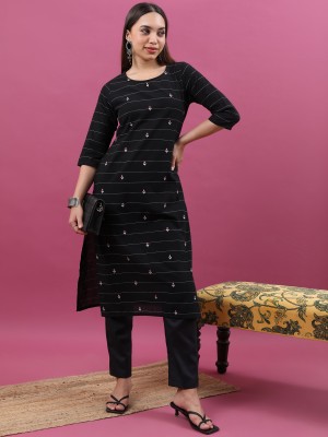 Wholesale Kurtis Online: Checkout Our 2023 Collection!
