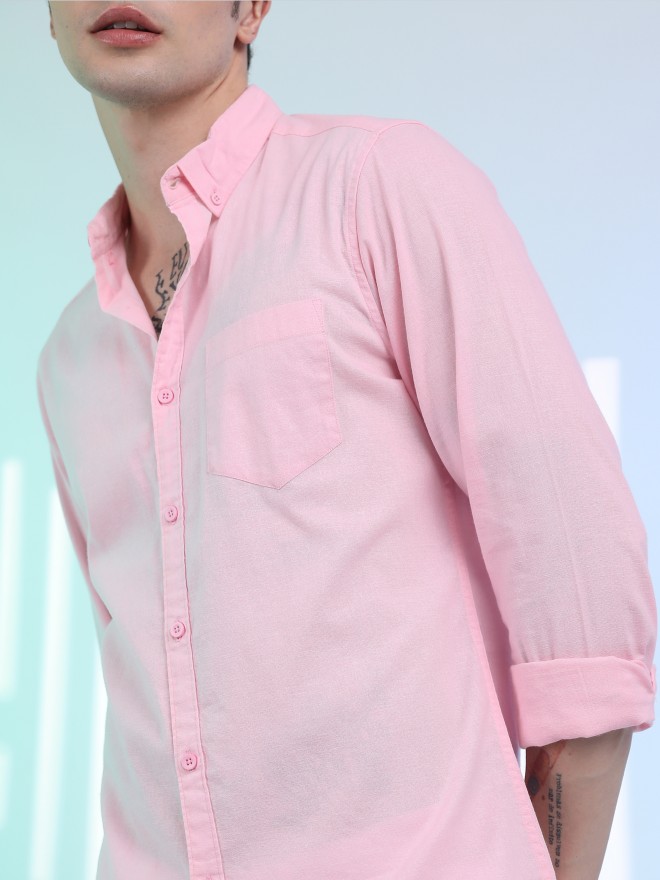 Highlander Men Pink Solid Slim Fit Casual Shirts 