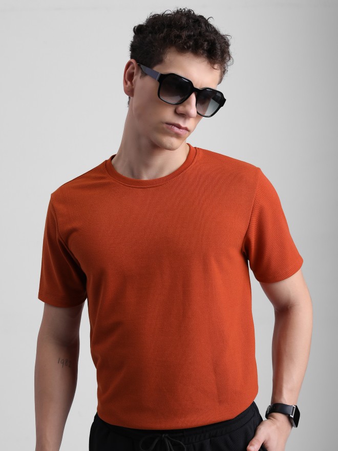 Highlander Men Terracotta Solid Round Neck T-Shirts 