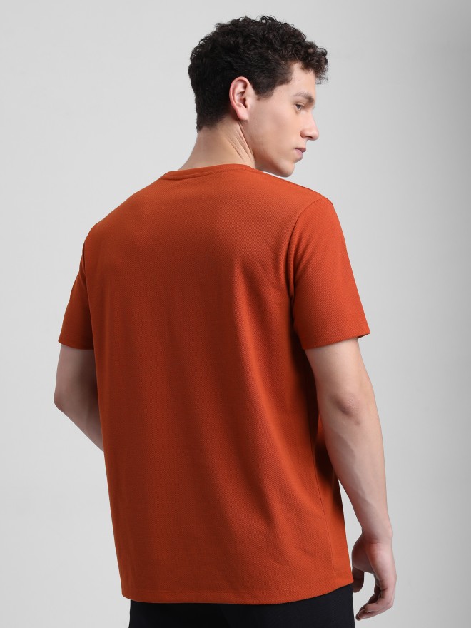 Highlander Men Terracotta Solid Round Neck T-Shirts 