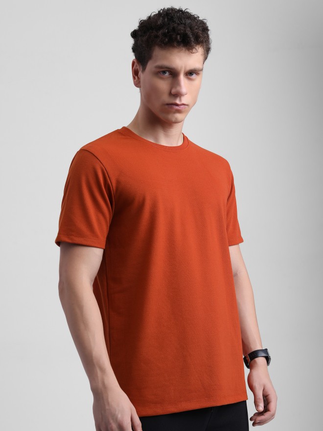 Highlander Men Terracotta Solid Round Neck T-Shirts 