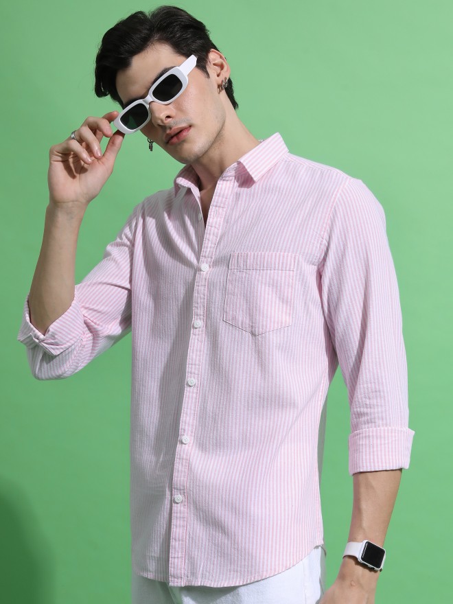 Pink Shirt with Grey Pants Casual Outfits For Men In Their 20s (3 ideas &  outfits) | Lookastic