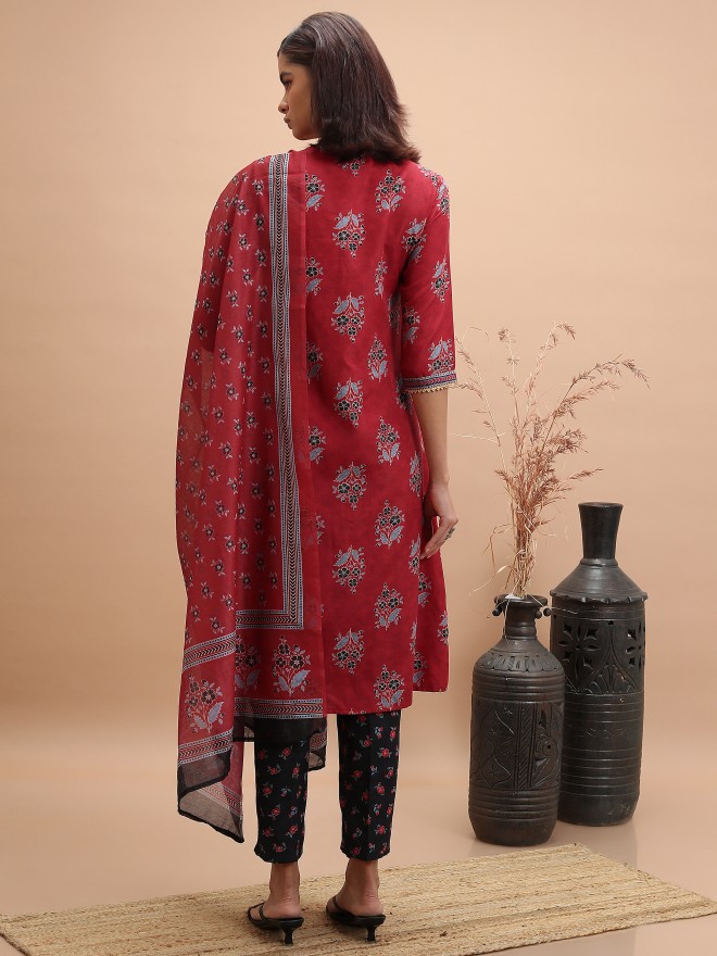 Ketch Women Red Printed Kurta Sets 