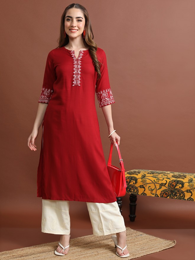 Vishudh Women Red Woven Design Straight Kurtas 