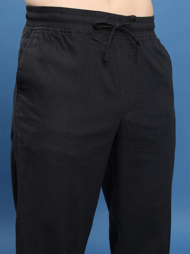 Buy Highlander Black Regular Fit Solid for Men Online at Rs.759 - Ketch