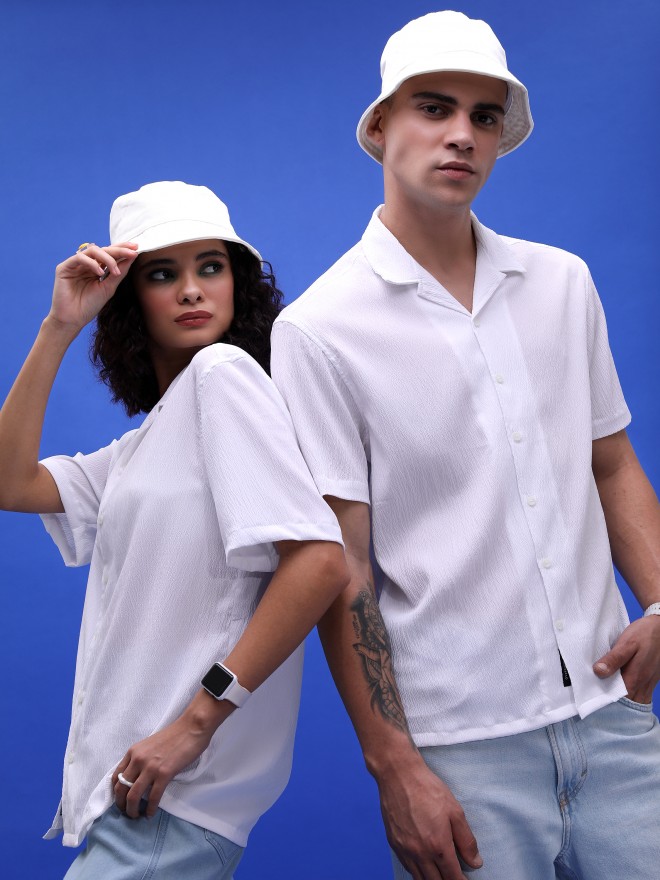 Buy Highlander White Solid Oversized Fit Casual Shirt for Unisex Online ...