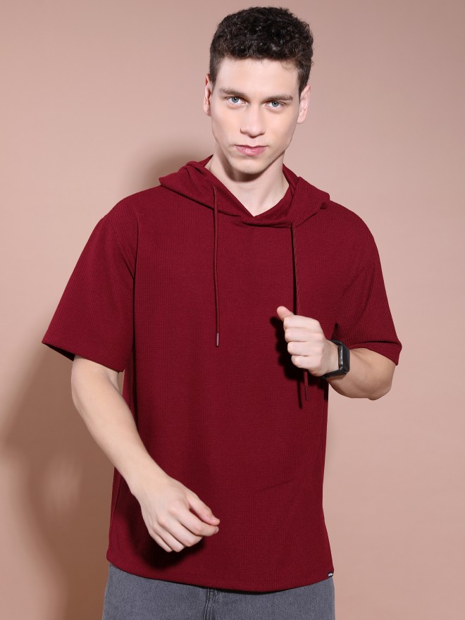 Highlander Men Maroon Solid Hooded Oversized Fit T-Shirt