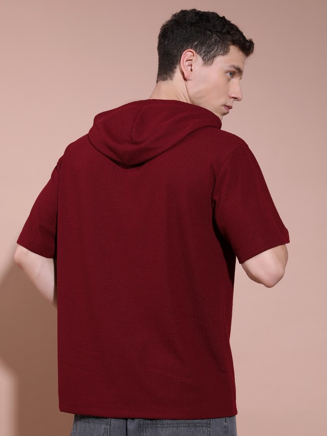 Highlander Men Maroon Solid Hooded Oversized Fit T-Shirt