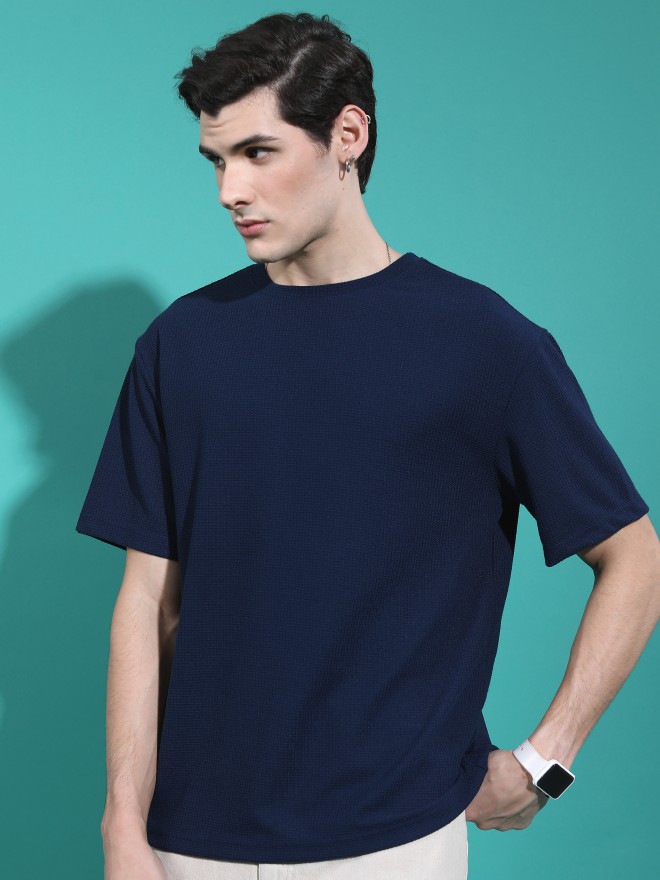 Highlander Men Navy Solid Oversized Fit T-Shirt