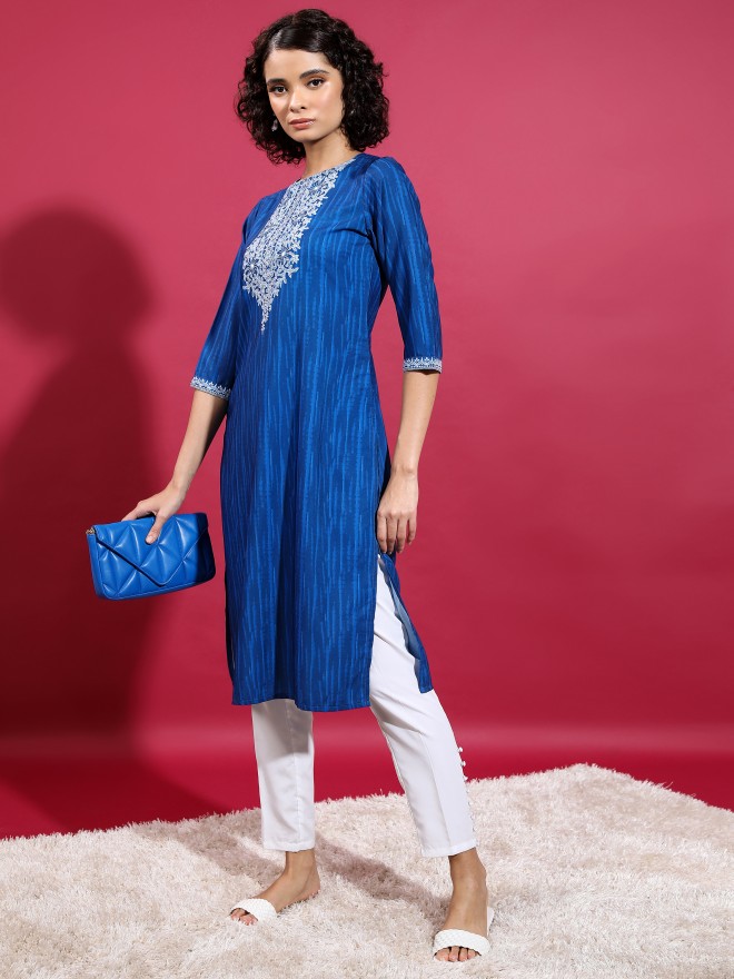 Vishudh Women Blue Printed Straight Kurtas 