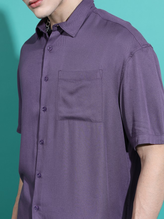 Highlander Men Purple Solid Oversized Fit Casual Shirts 