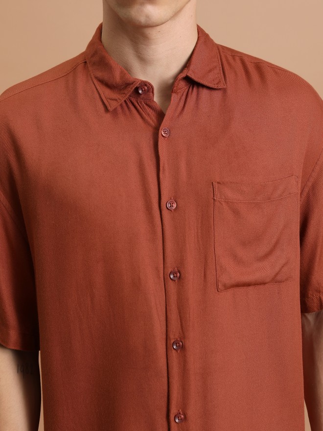 Highlander Men Terracotta Solid Oversized Fit Casual Shirts 