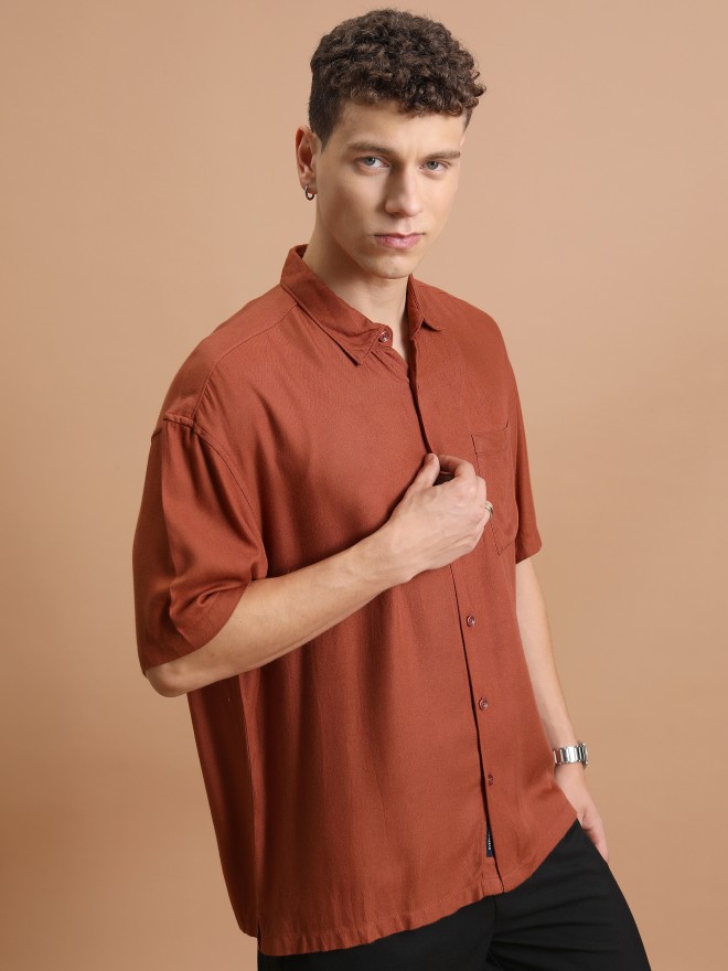 Highlander Men Terracotta Solid Oversized Fit Casual Shirts 