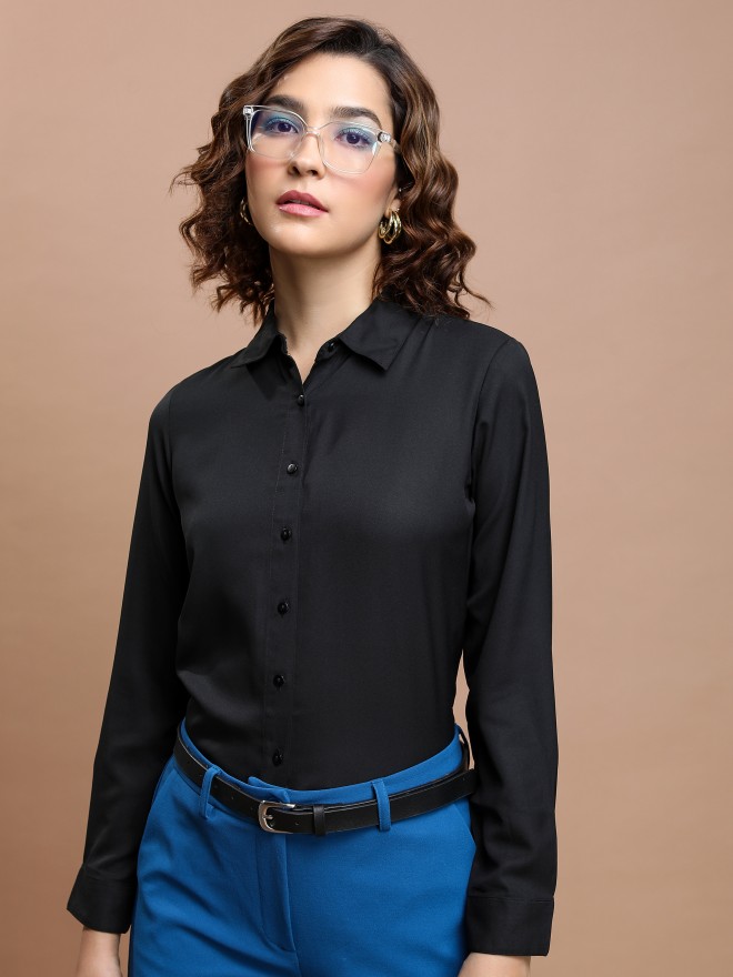 Tokyo Talkies Women Black Solid Casual Shirts 